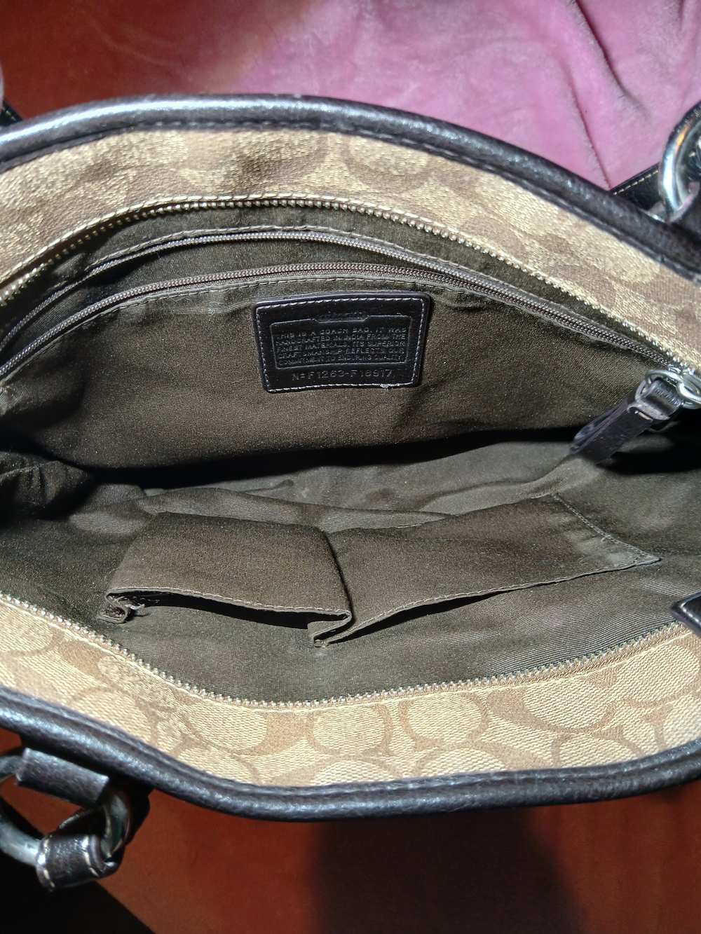 Coach Peyton Signature Heritage Tote Bag Brown F18917 Flawed - Picture 9 of 16